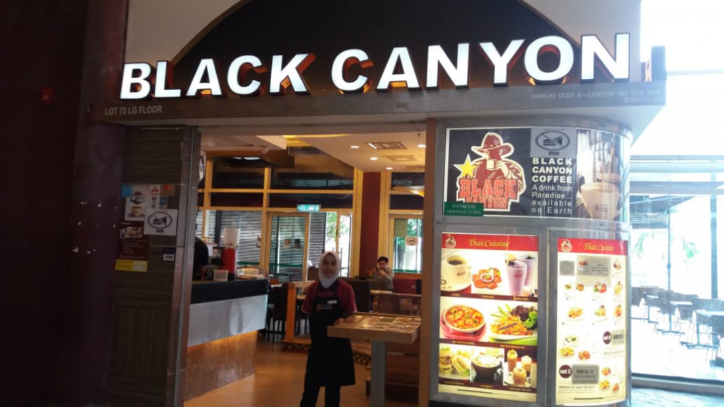 Black Canyon Putrajaya - Koyo Ice Maker Machine Customer